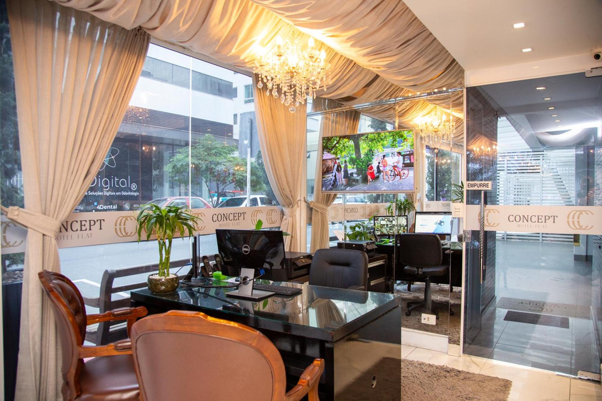 Concept Flat 4*