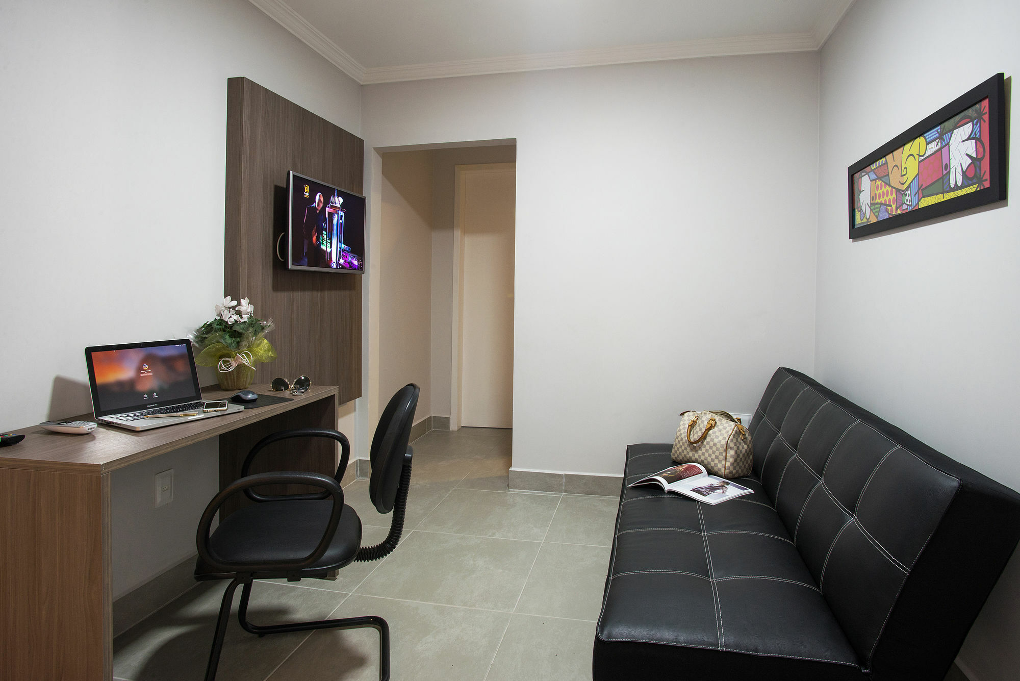 Concept Flat 4*
